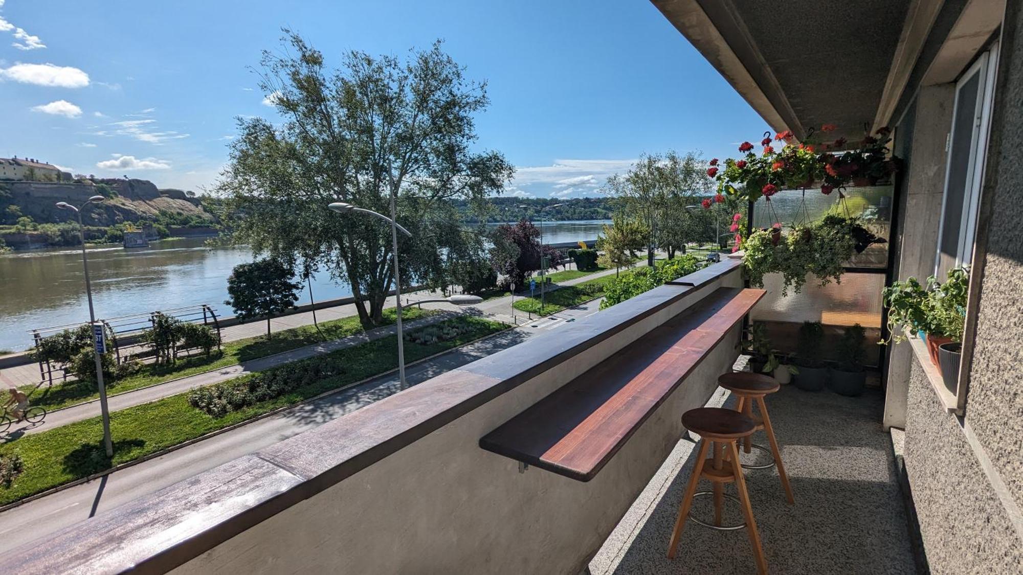 Center, Private Garage, Danube & Fortress, 3 Bdrm 2 Bath Novi Sad Ngoại thất bức ảnh